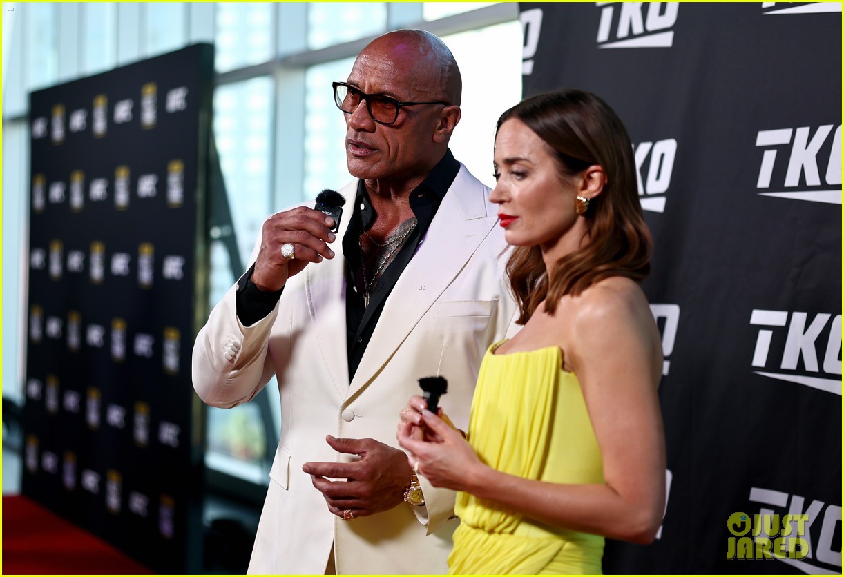 emily blunt dwayne jonhson ufc hof 055177270