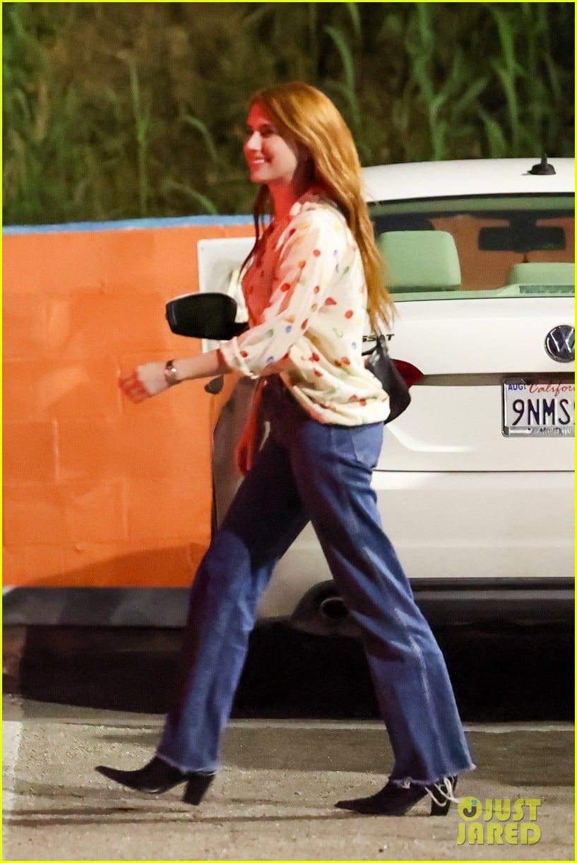 Emma Roberts & Fiancé Cody John Share a Kiss During LA Date Night