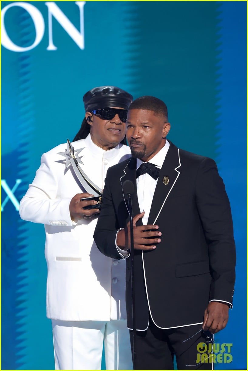 Jamie Foxx Brings 16YearOld Daughter to Tears With Emotional Speech