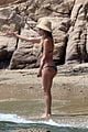 kate hudson bikini in greece 05
