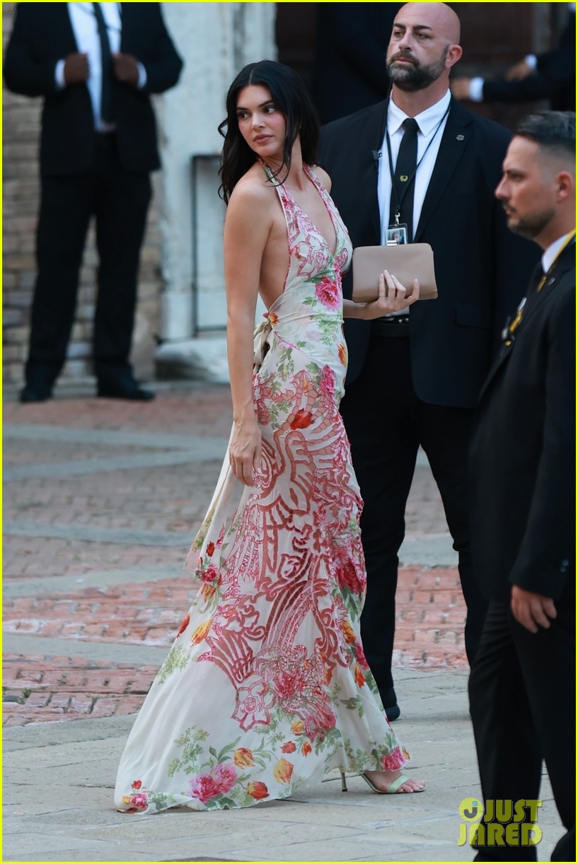 Kim Kardashian, Kylie Jenner, & Family Spotted at Party for