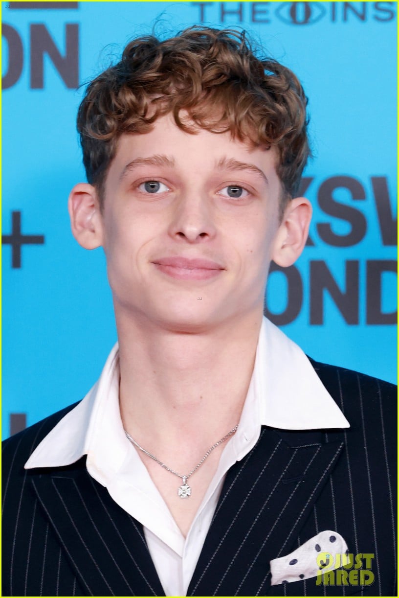 MaryLouise Parker Makes Rare Appearance with Daughter Ash at 'The