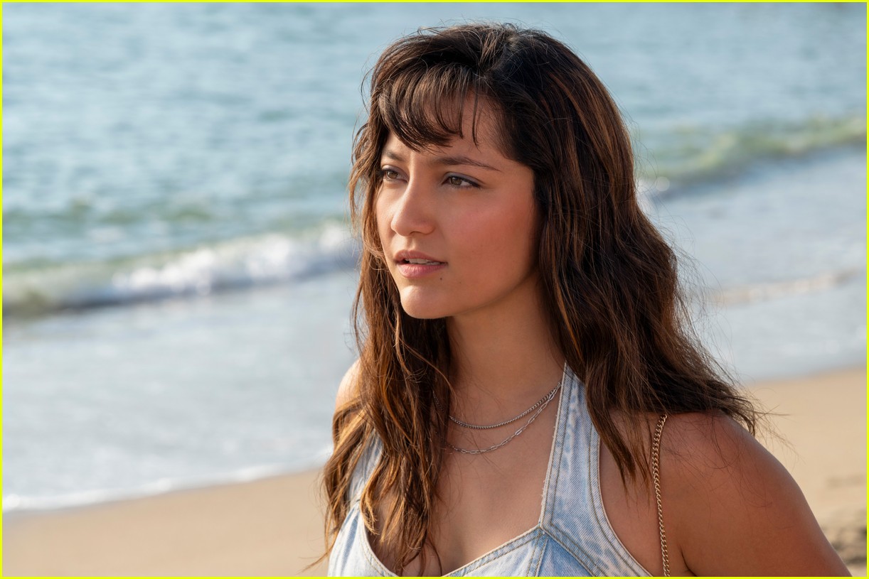 acapulco fourth final season trailer cast revealed 035181166