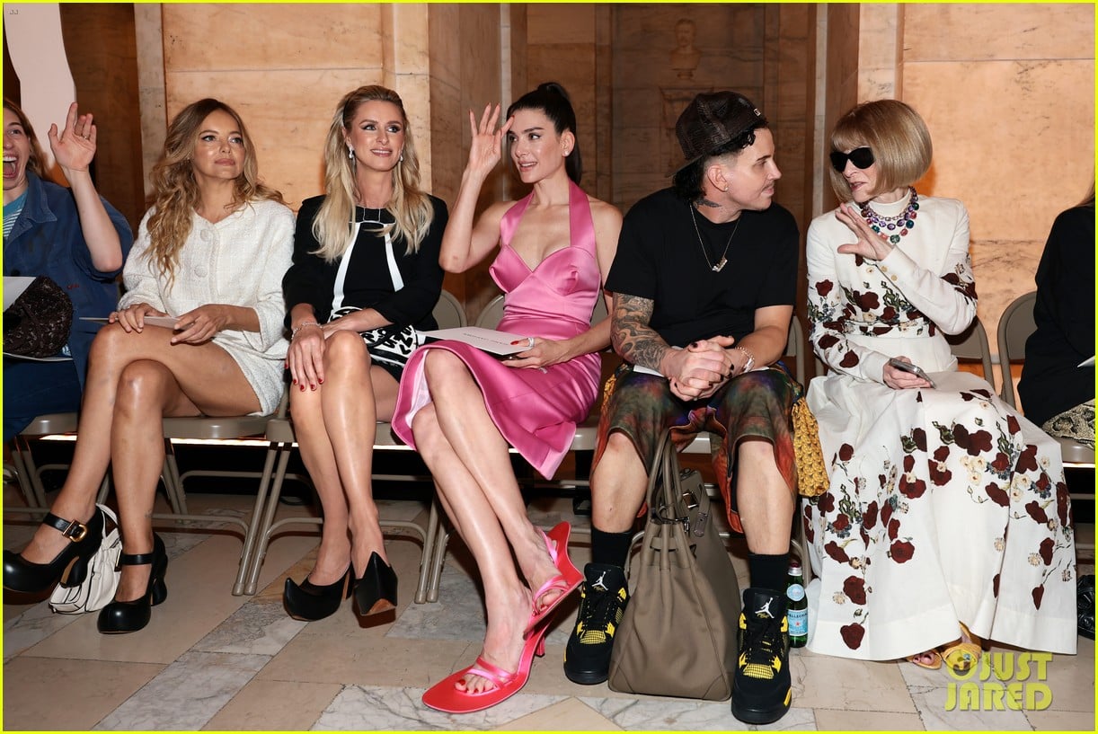 Anna Wintour Attends Marc Jacobs 2026 Runway Show After Stepping Down Marc Jacobs 2026 Runway 11 