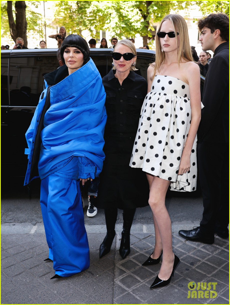 Katy Perry, Kim Kardashian, Cardi B, Lauren Sanchez & More Attend