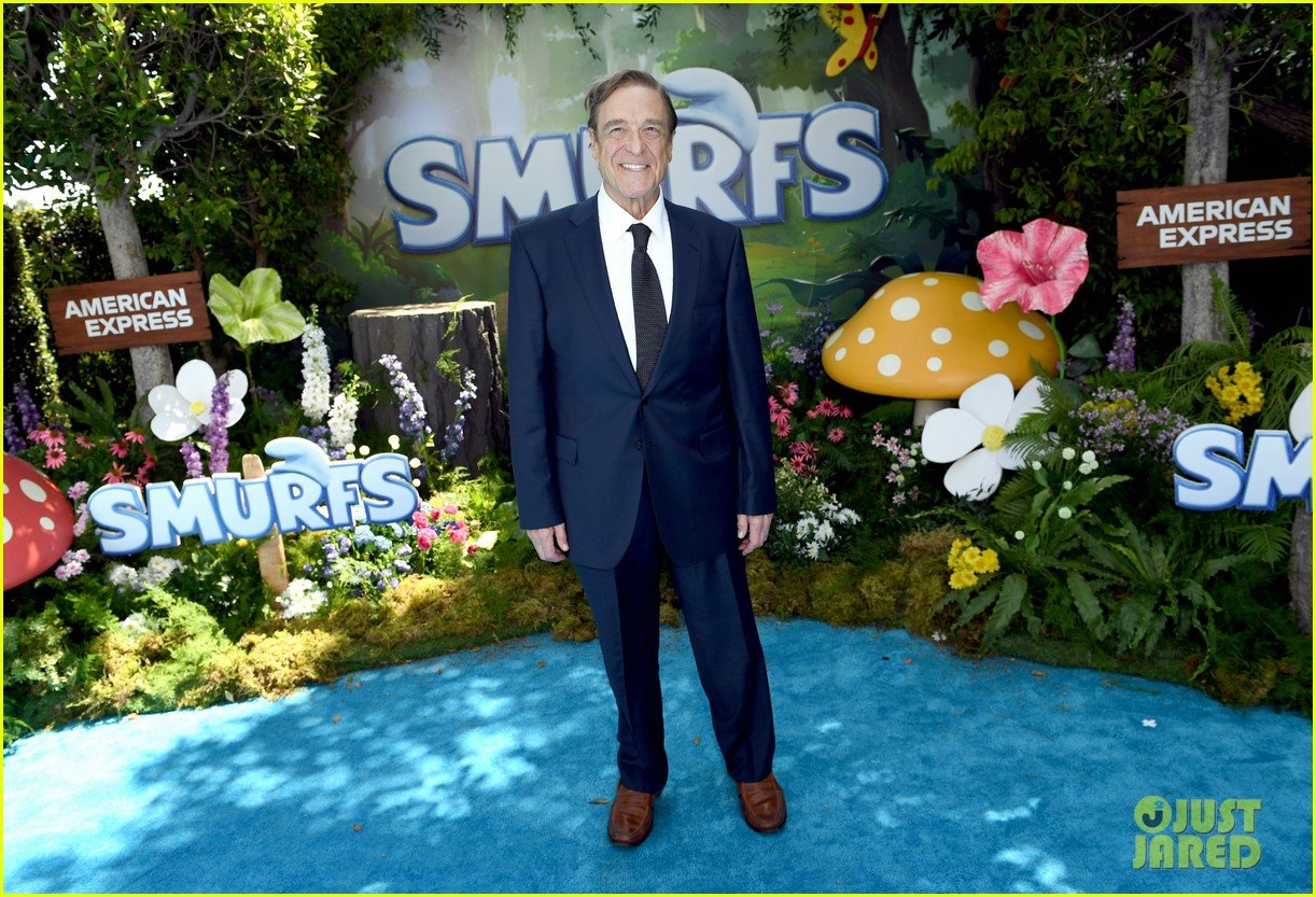 John Goodman Shows Off His 200Pound Weight Loss at 'Smurfs' Premiere