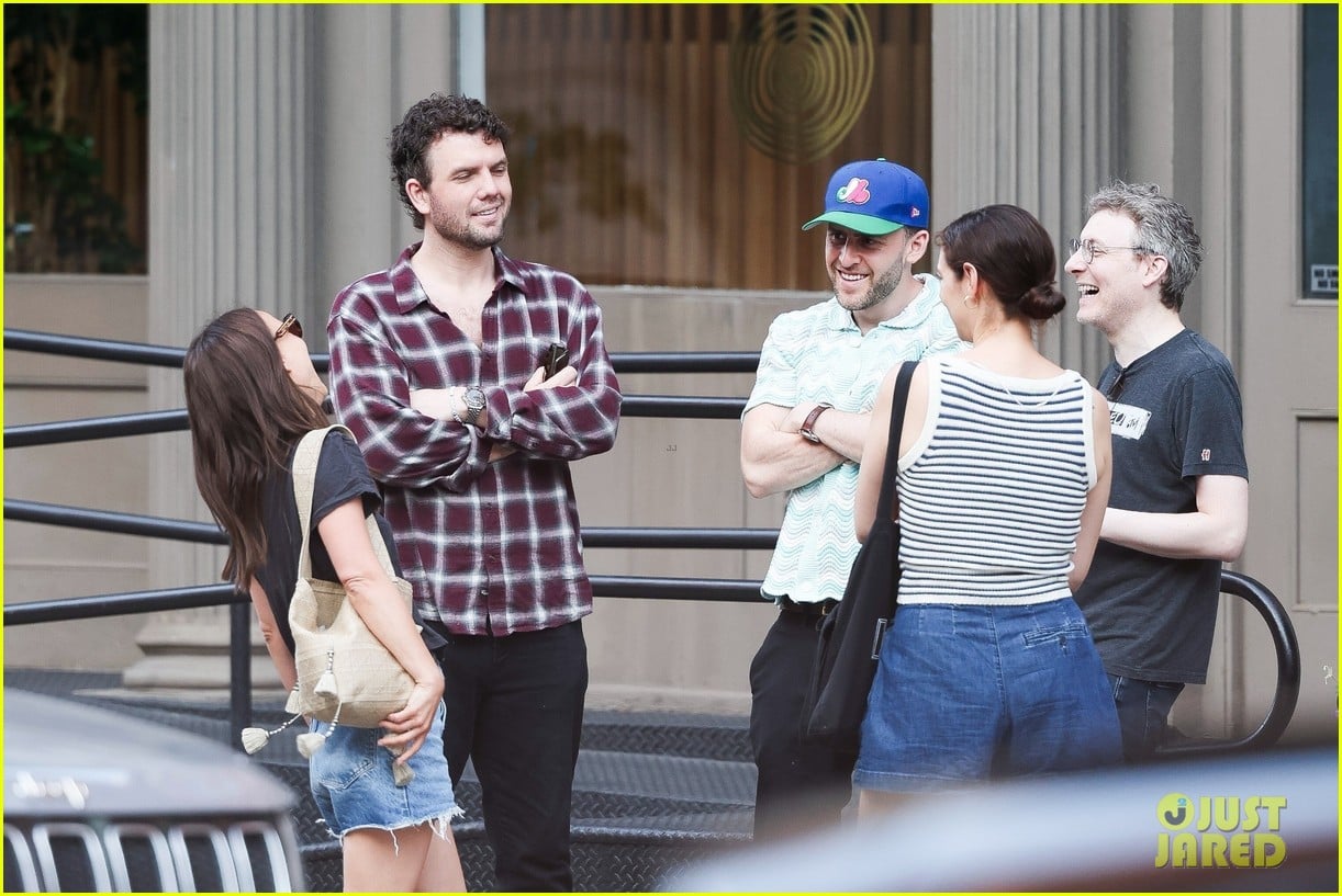 Natalie Portman Runs Into Taylor Swift's Brother Austin Swift in NYC