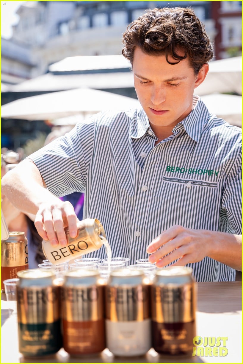 Tom Holland Pours Drinks & Greets Fans at Pop Up Event for His Non