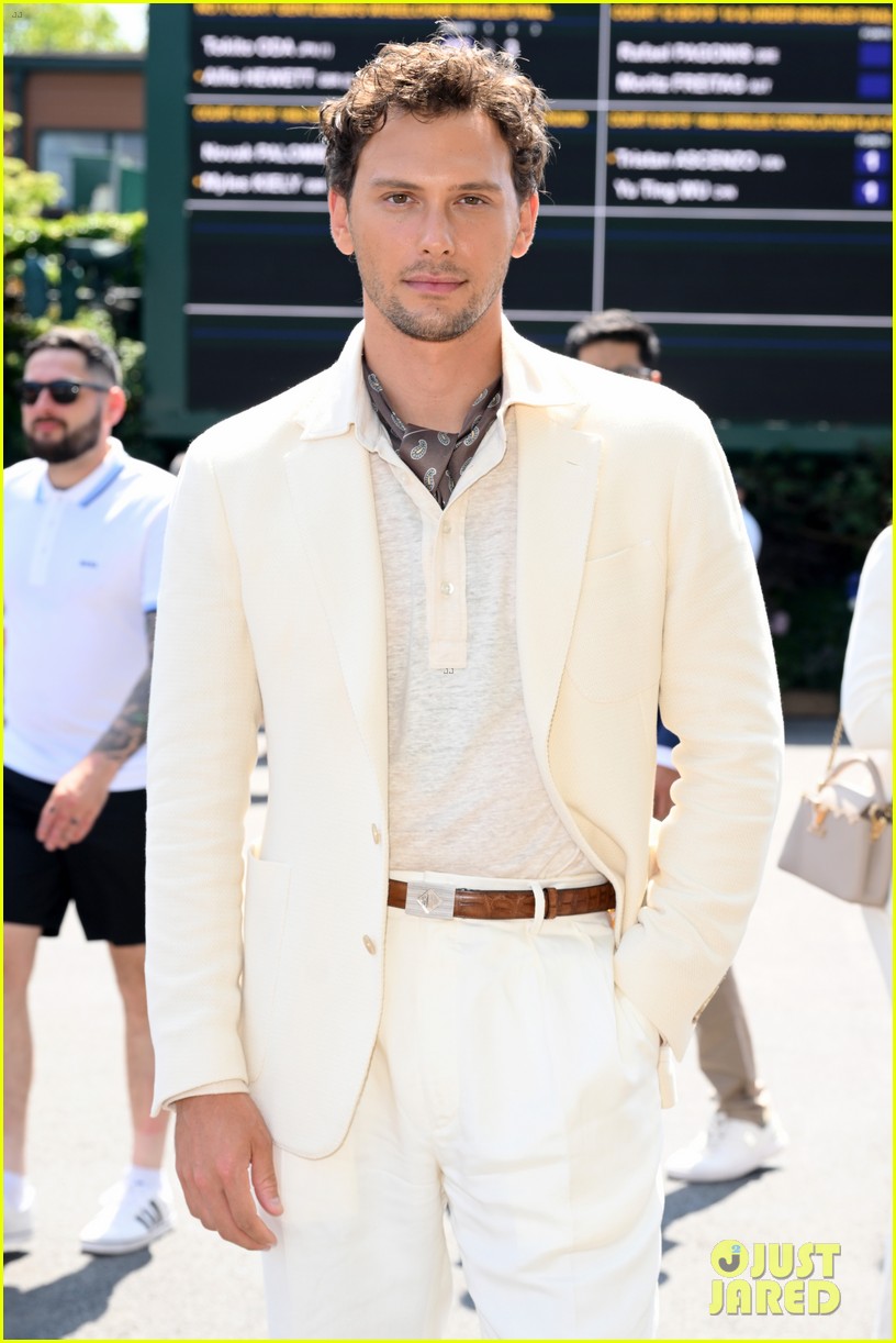 celebrities wimbledon day 14 finals 2025 025182713