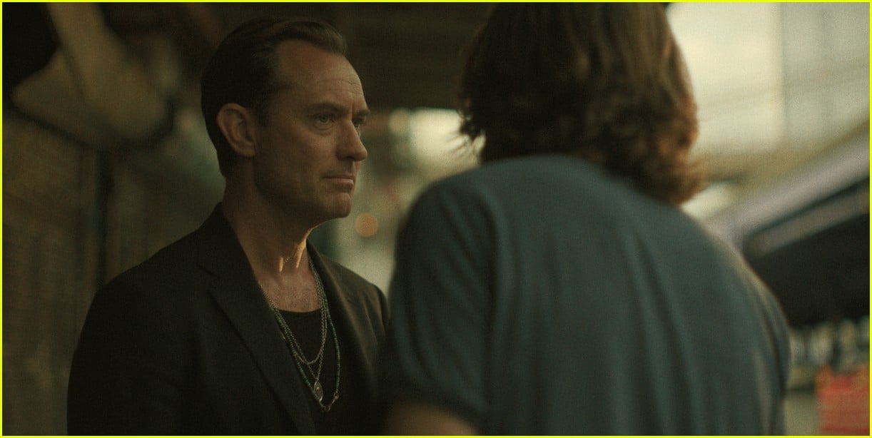 Jude Law & Jason Bateman's 'Black Rabbit' Trailer Looks Like a Wild