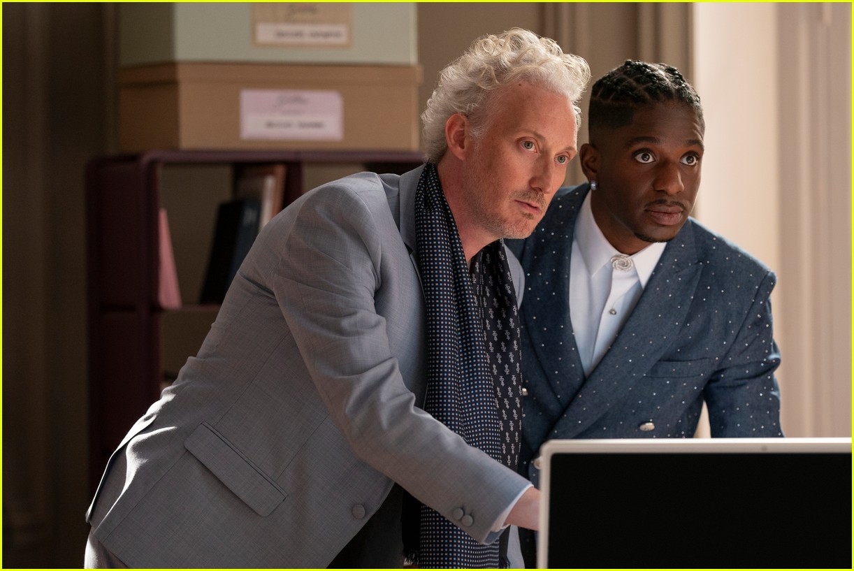 'Emily in Paris' Season 5 Gets 11 First-Look Photos & a Premiere Date ...