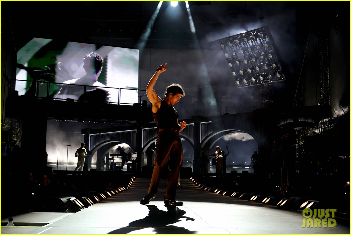 Jonas Brothers' 'JONAS20: Greetings From Your Hometown Tour' 2025 ...