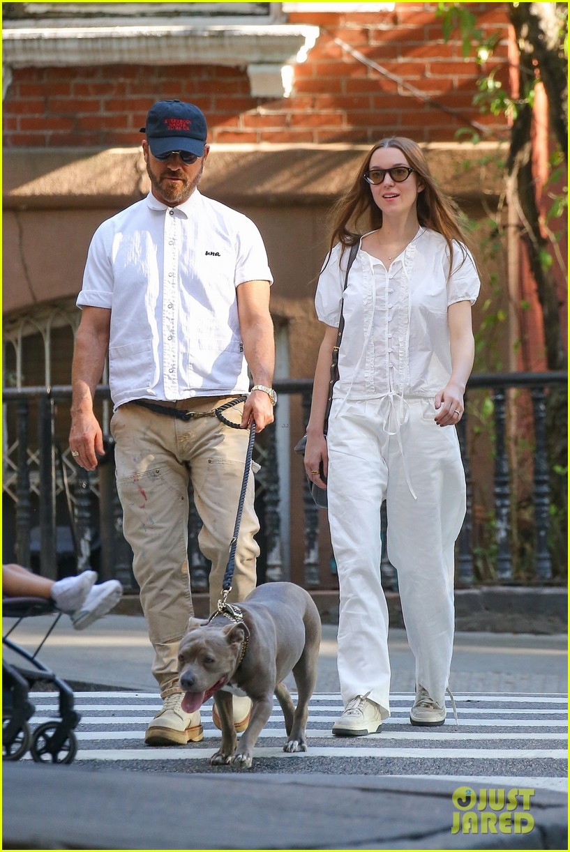 Justin Theroux & Wife Nicole Brydon Bloom Spotted On Rare Outing With