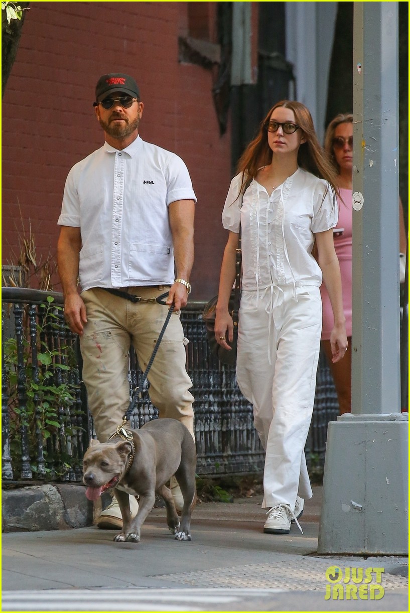 Justin Theroux & Wife Nicole Brydon Bloom Spotted On Rare Outing With