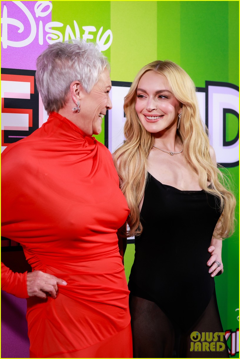 Tyra Banks Reunites with Lindsay Lohan at 'Freakier Friday' Premiere in