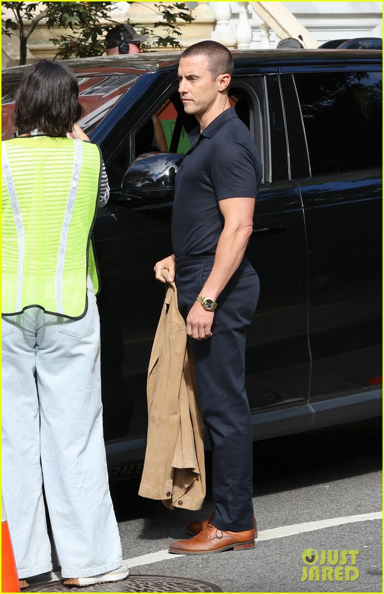milo ventimiglia debuts shaved head 025194818