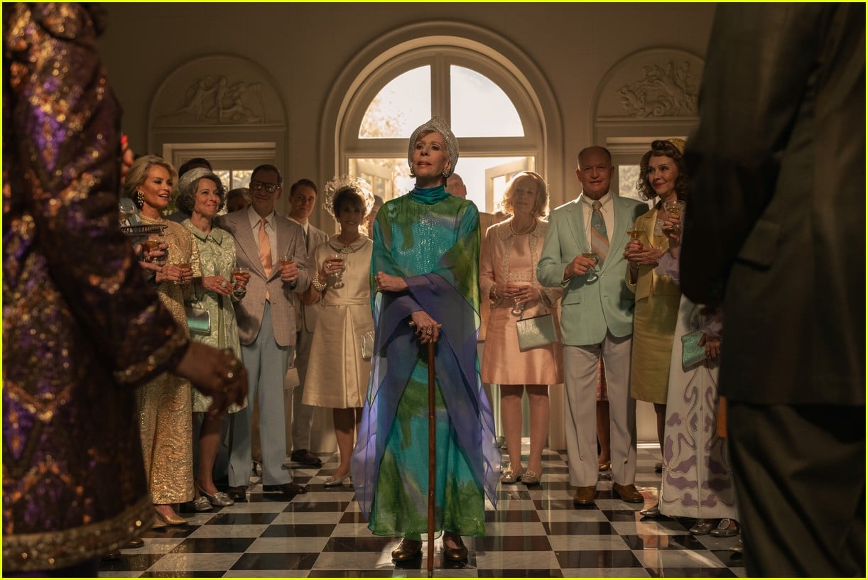 palm royale season 2 gets first look photos premiere date revealed 045191558