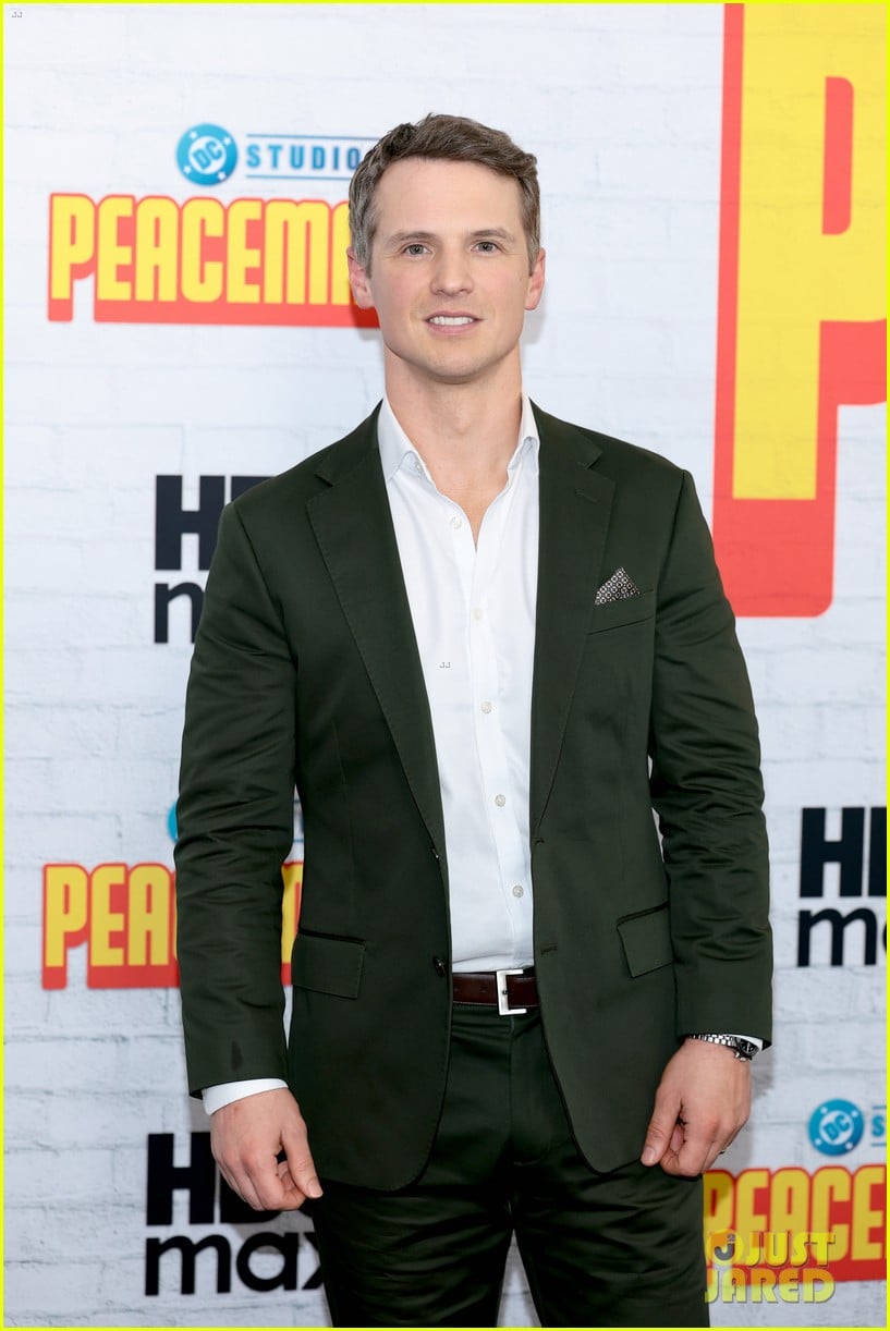 john cena at peacemaker season 2 premiere in nyc 015190301