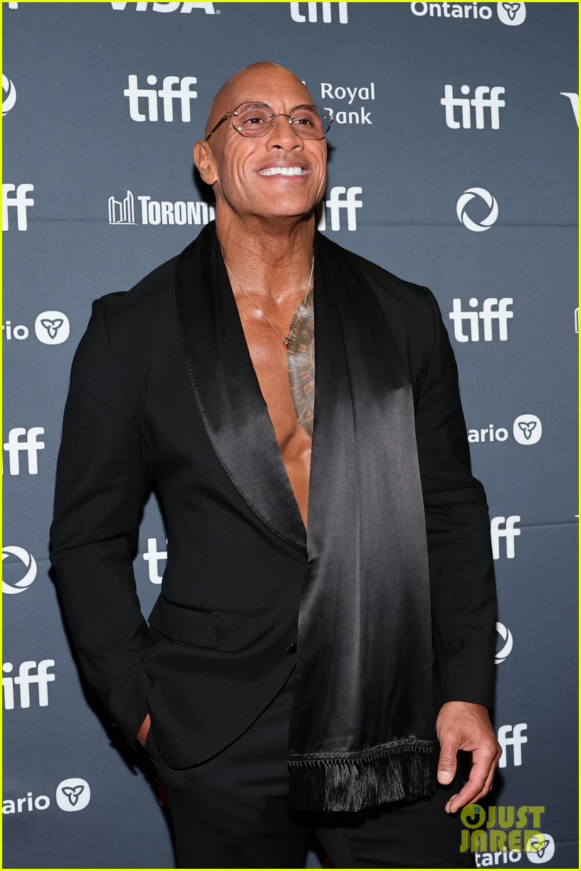 Emily Blunt Bares Skin in Sheer Top at 'Smashing Machine' TIFF Premiere