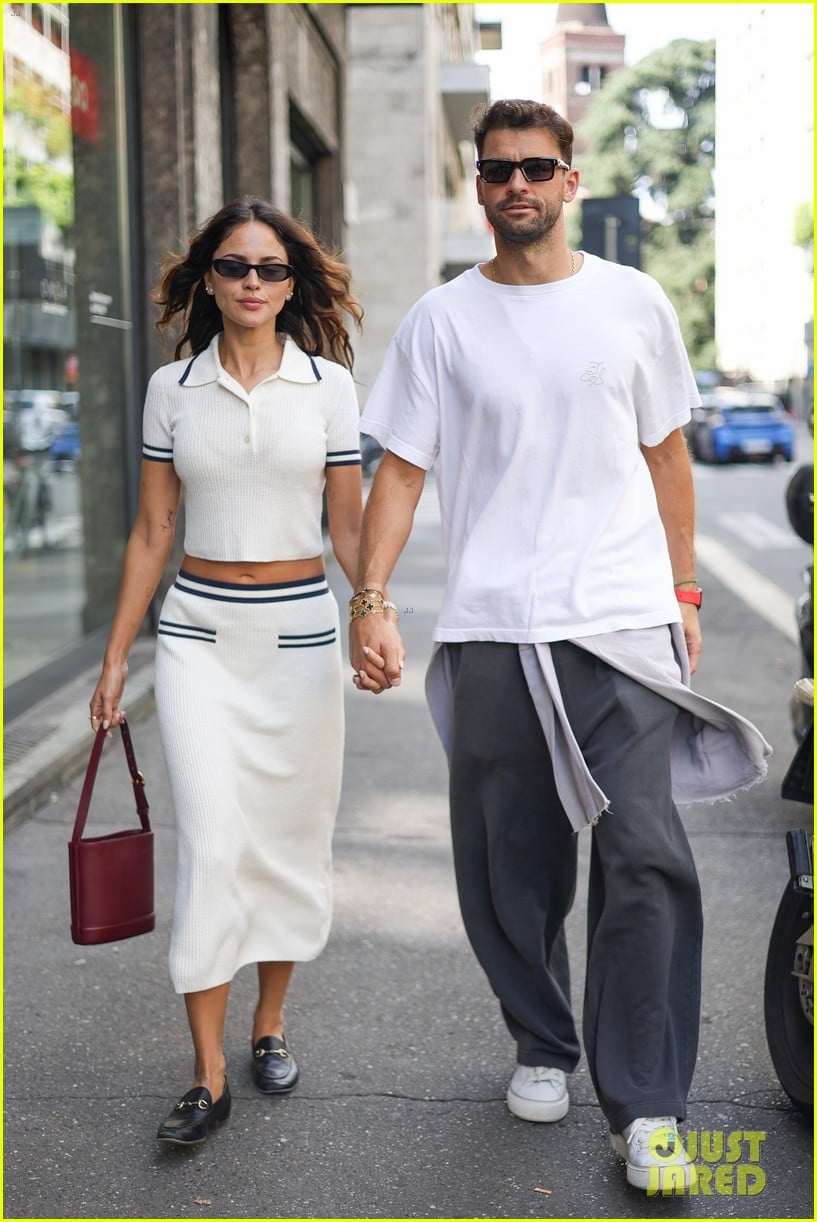 Eiza Gonzalez & Boyfriend Grigor Dimitrov Hold Hands in Milan Ahead of