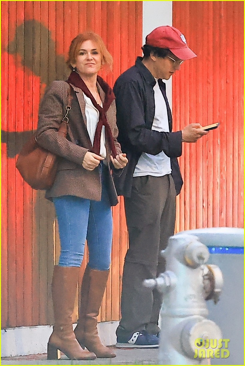 'Now You See Me' Stars Isla Fisher & Jesse Eisenberg Spotted Hailing a