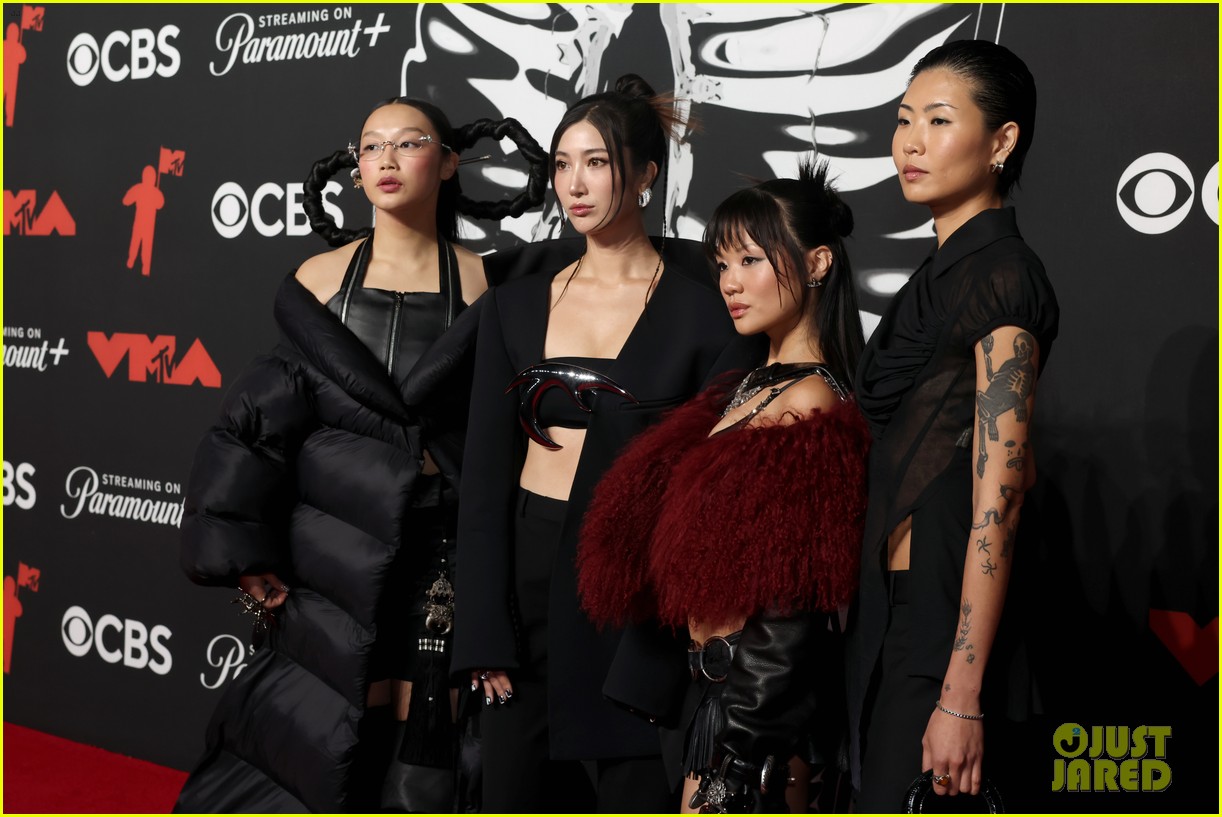 Audrey Nuna, EJAE, & REI AMI Bring 'KPop Demon Hunters' to MTV VMAs(01)