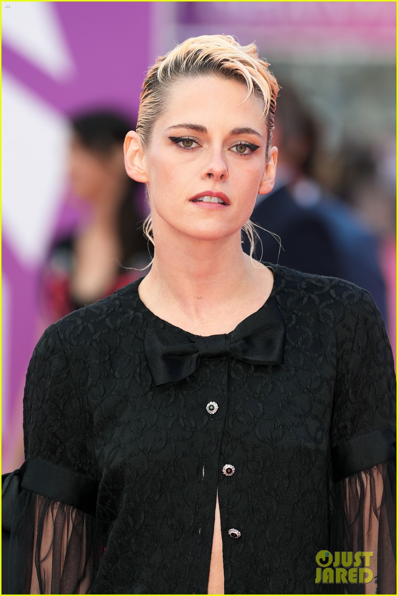 Kristen Stewart's Directorial Debut 'The Chronology of Water' Wins