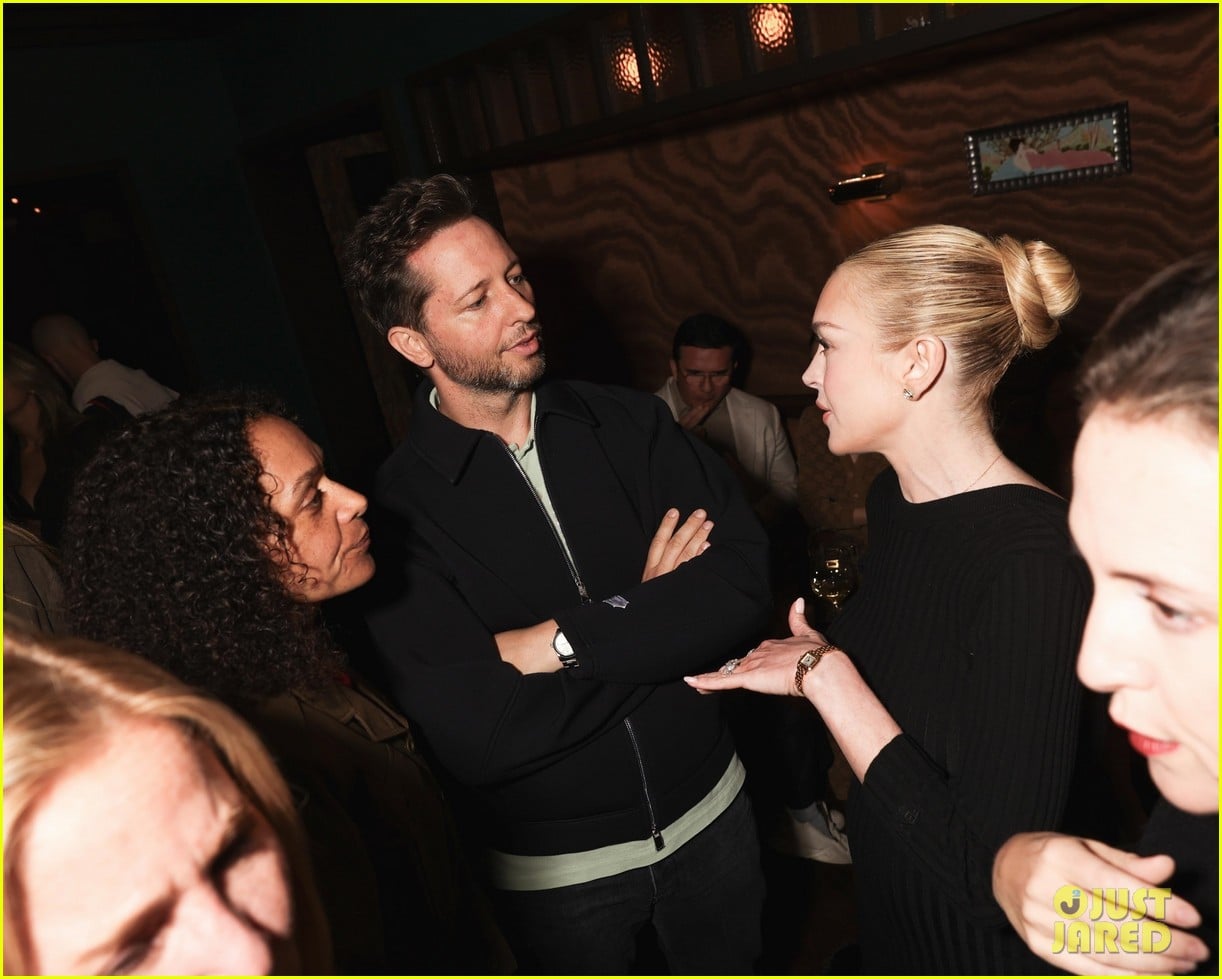 lindsay lohan fendi event 025200740