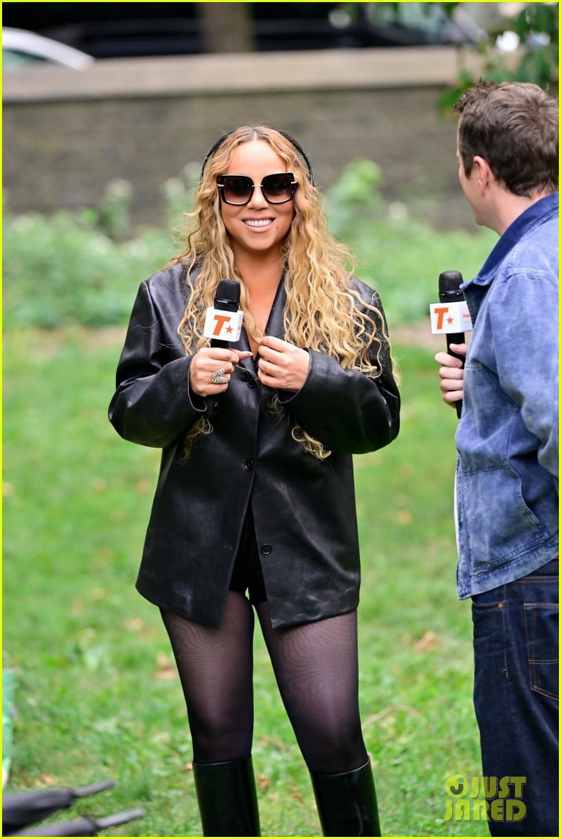 Mariah Carey Rocks Stylish Jacket \u0026 Patent Leather Boots While Promoting  'Here For It All': Photo 5207096 | Mariah Carey Photos | Just Jared:  Entertainment News, image size:817x1222