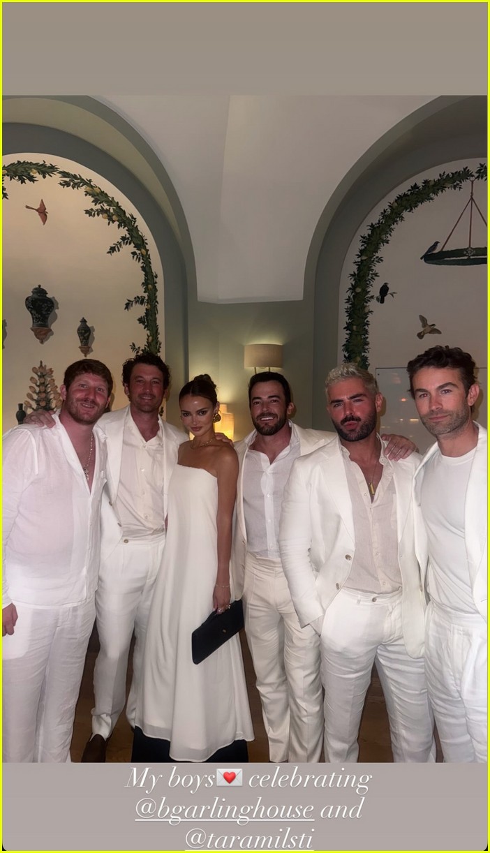 nina dobrev zac efron more on vacation 045205763