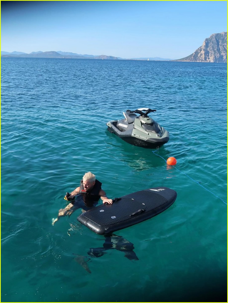 newly-single-nina-dobrev-joins-zac-efron-miles-teller-more-on-italy