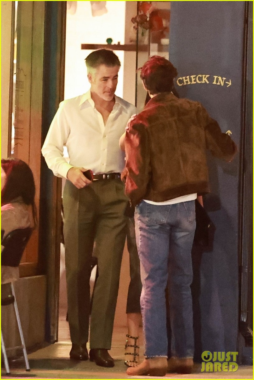 Chris Pine & Girlfriend Keana Sky Wenger Hold Hands During Night Out