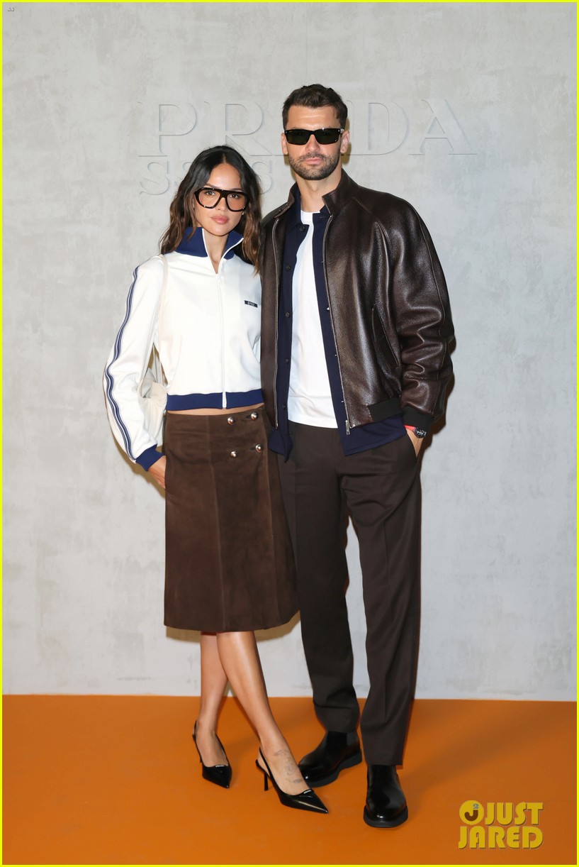 all-the-stars-at-prada-show-in-milan-02.jpg