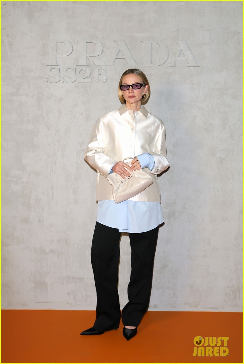 all-the-stars-at-prada-show-in-milan-09.jpg