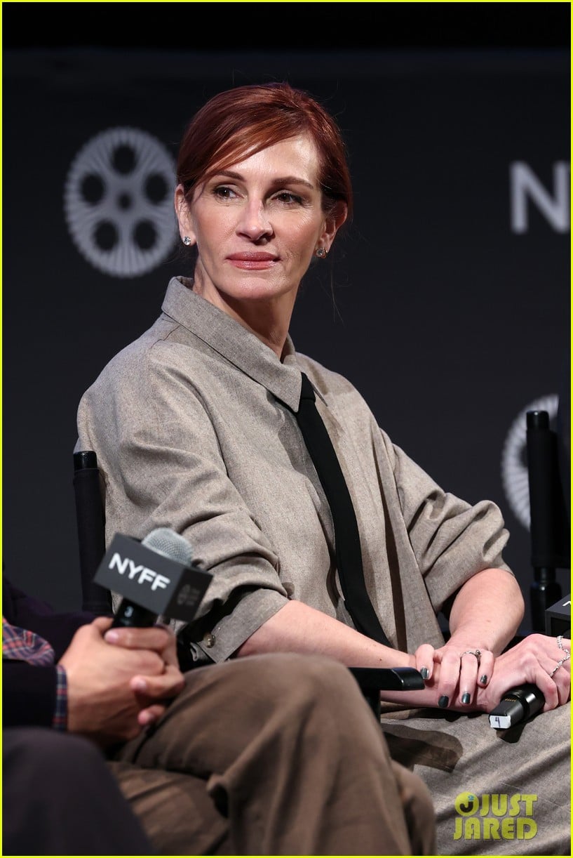 julia-roberts-after-the-hunt-nyc-premiere-47.jpg