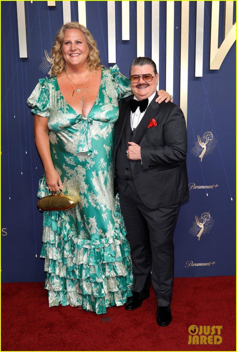 Bridget Everett, Murray Hill, & Jeff Hiller Bring 'Somebody Somewhere