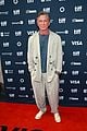 daniel craig glenn close jeremy renner more premiere wake up dead man at tiff 01