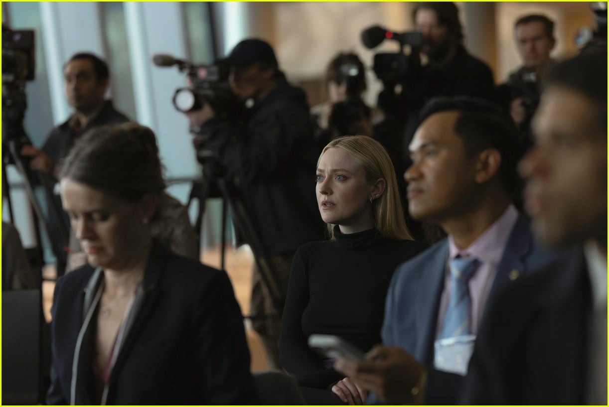 'All Her Fault' Trailer Sarah Snook, Jake Lacy, & Dakota Fanning Star