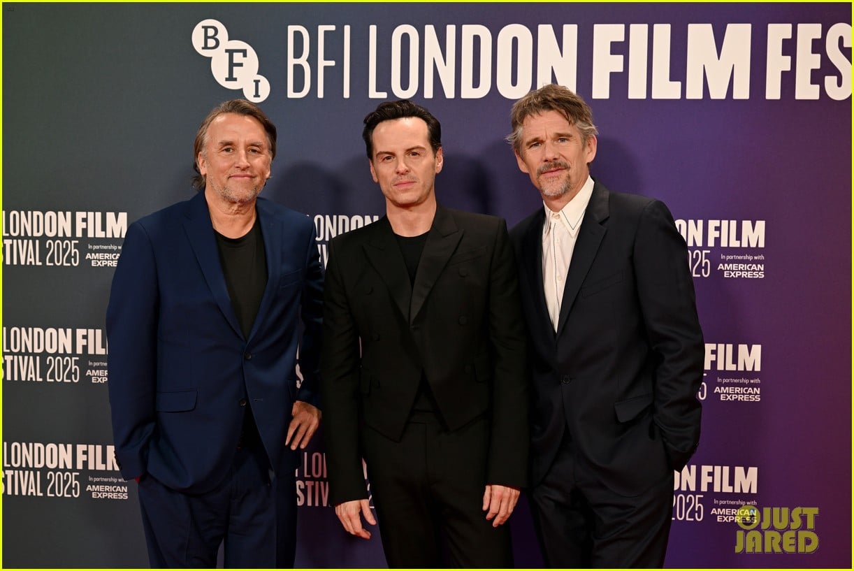 andrew-scott-ethan-hawke-blue-moon-premiere-at-bfi-london-film-festival-18.jpg