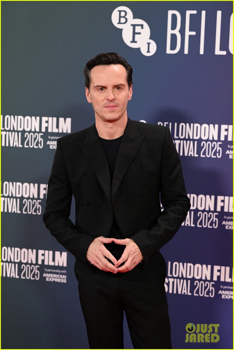 andrew-scott-ethan-hawke-blue-moon-premiere-at-bfi-london-film-festival-22.jpg