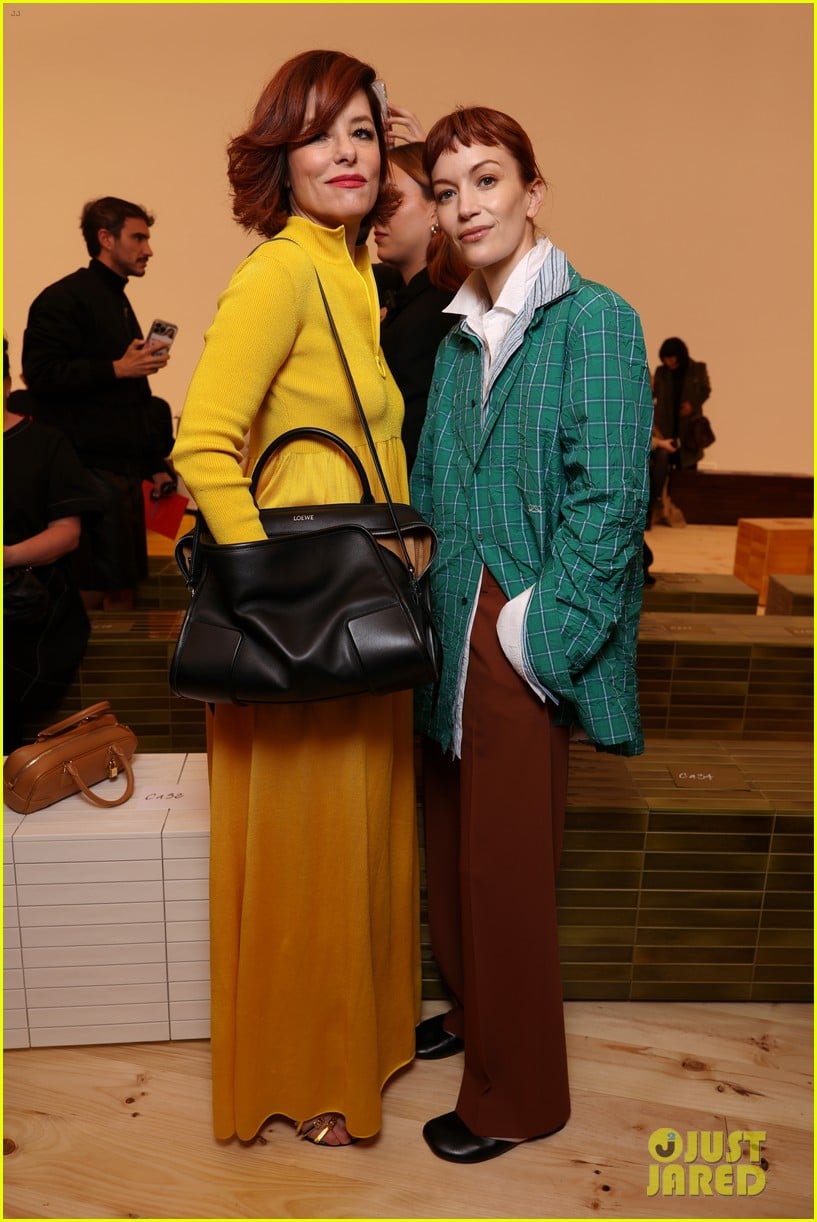 celebrities-attend-loewe-fashion-show-in-paris-13.jpg