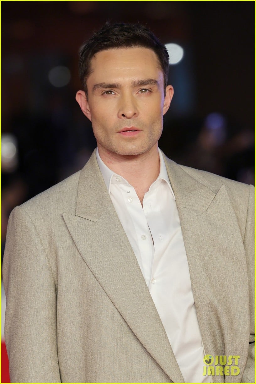 ed-westwick-amy-jackson-sandokan-03.jpg