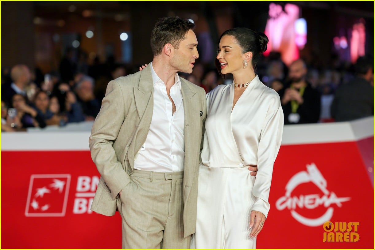 ed-westwick-amy-jackson-sandokan-04.jpg