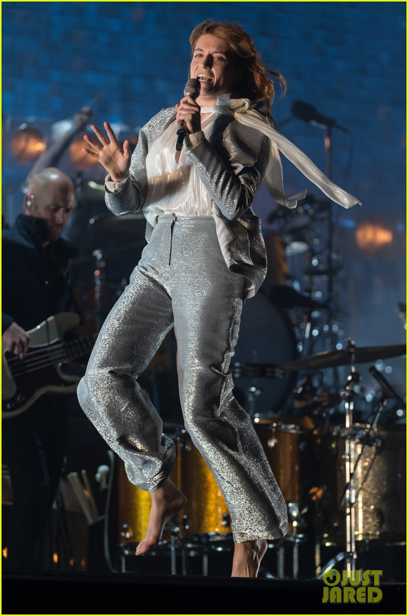 Music By Men' Lyrics \u0026 Meaning: Florence + The Machine Releases 'Everybody  Scream'!: Photo 5228112 | Aaron Dessner, Florence + The Machine, Florence  And The Machine, Florence Welch, Lyrics, Music Photos | Just Jared:  Entertainment News, image size:809x1222