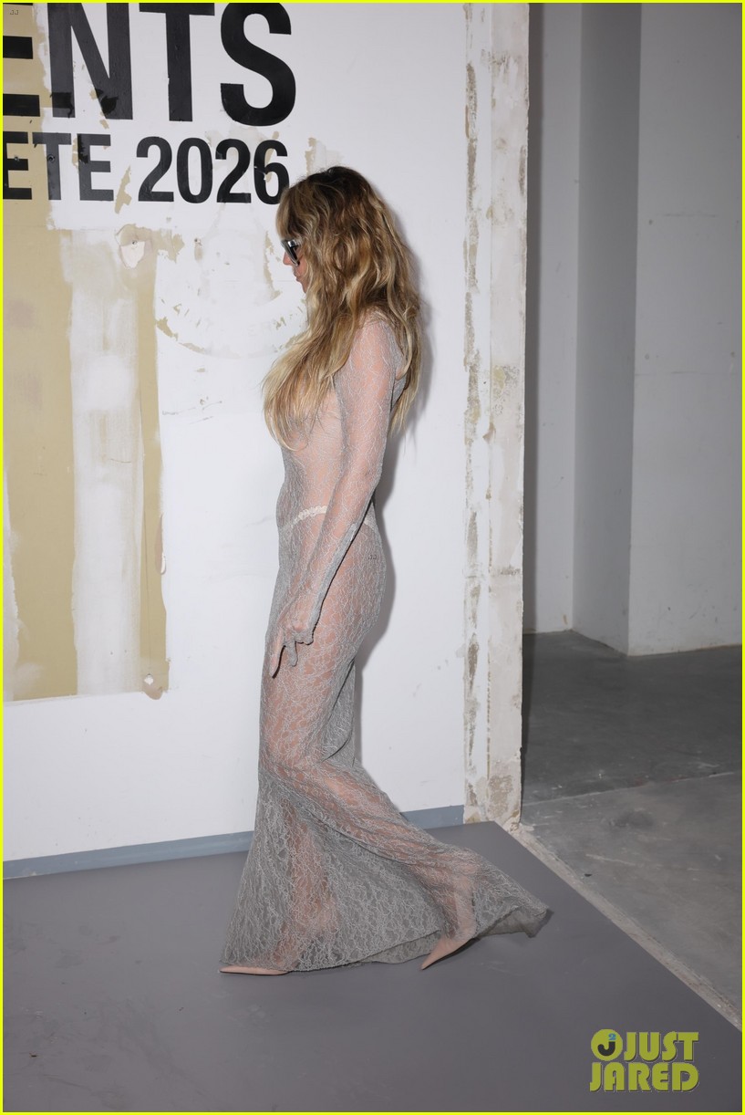 Heidi Klum Wears Fully Sheer Dress & Grillz on Her Teeth at