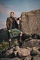 sam heughan kilt distillery 04
