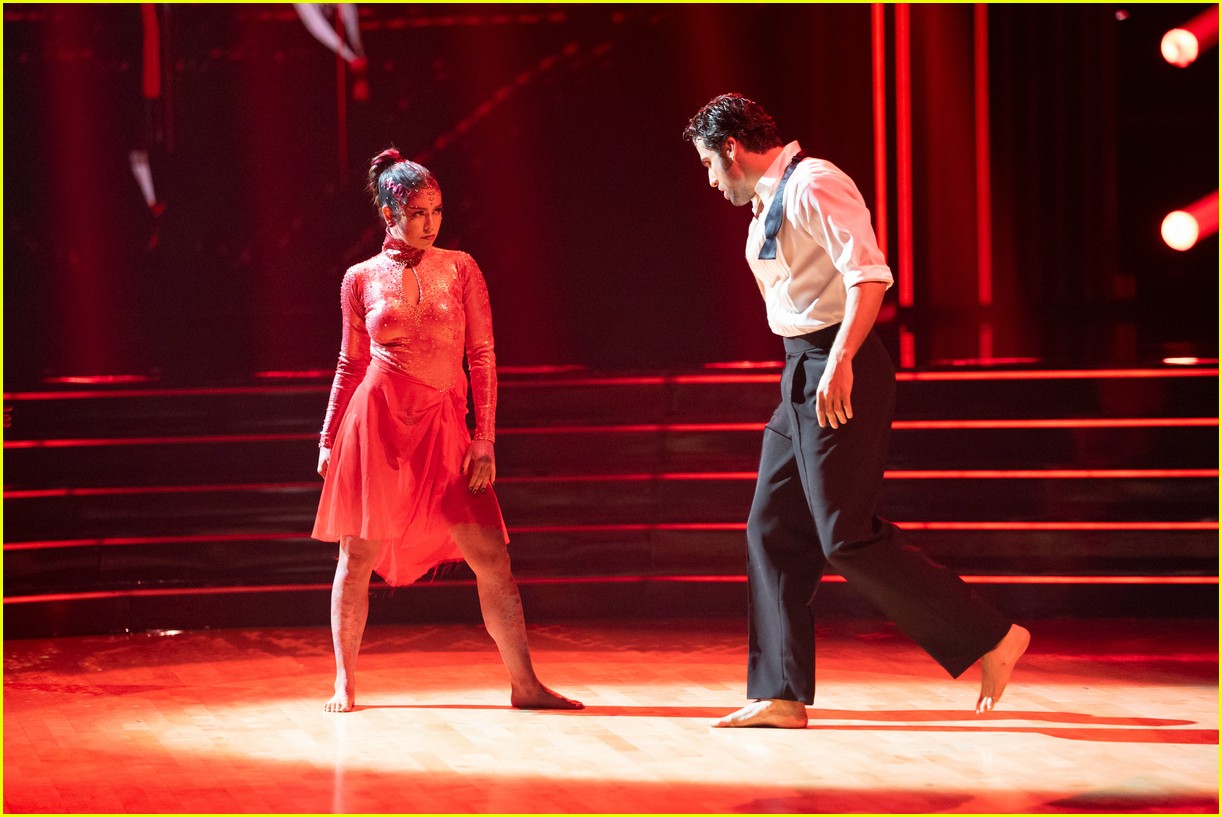 jan ravnik reacts to maksim chmerkovskiys comments after dwts elimination 025226726