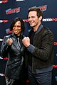 chris pratt kali reis promote mercy at comic con 01