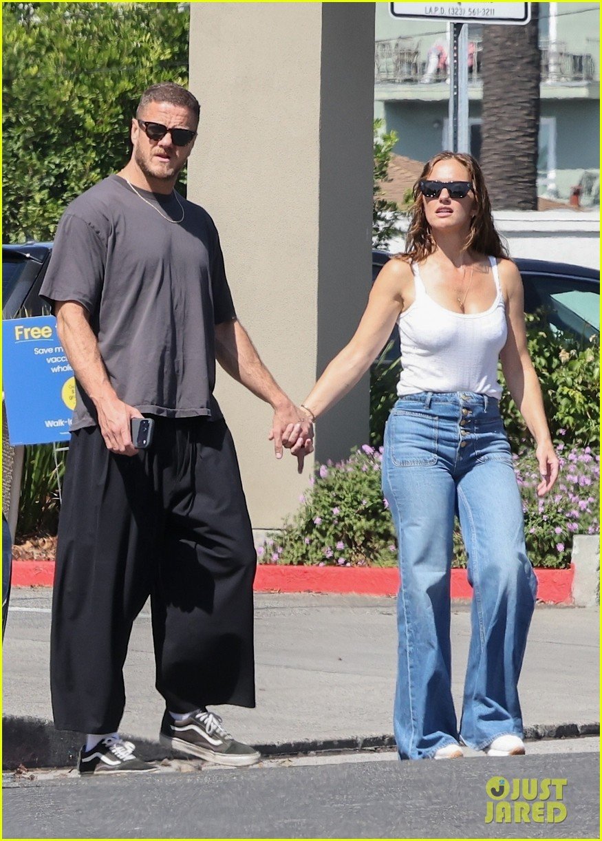 minka-dan-los-angeles-pda-01.jpg