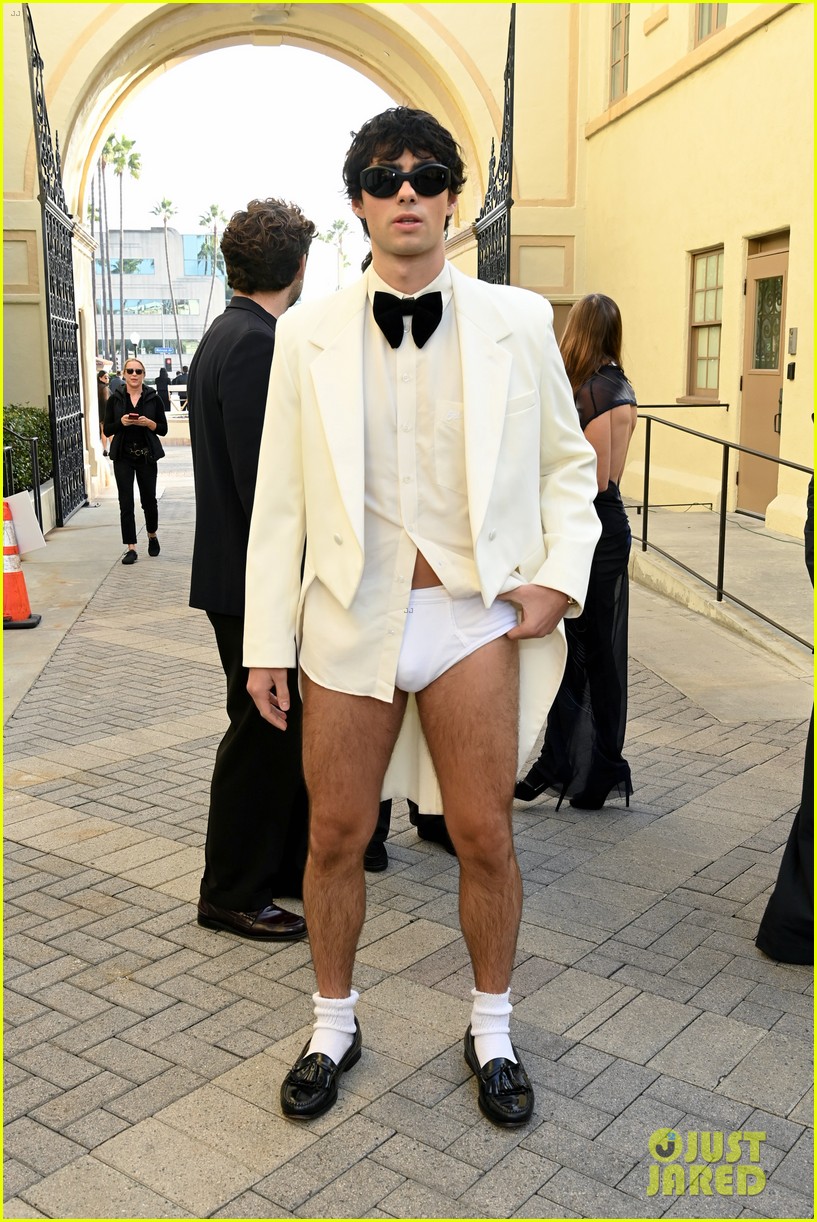 vogue world celeb guests 0015225828